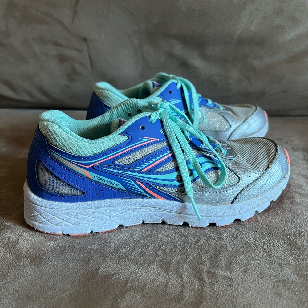 Saucony Cohesion 14 Youth 4.5 Running Shoes